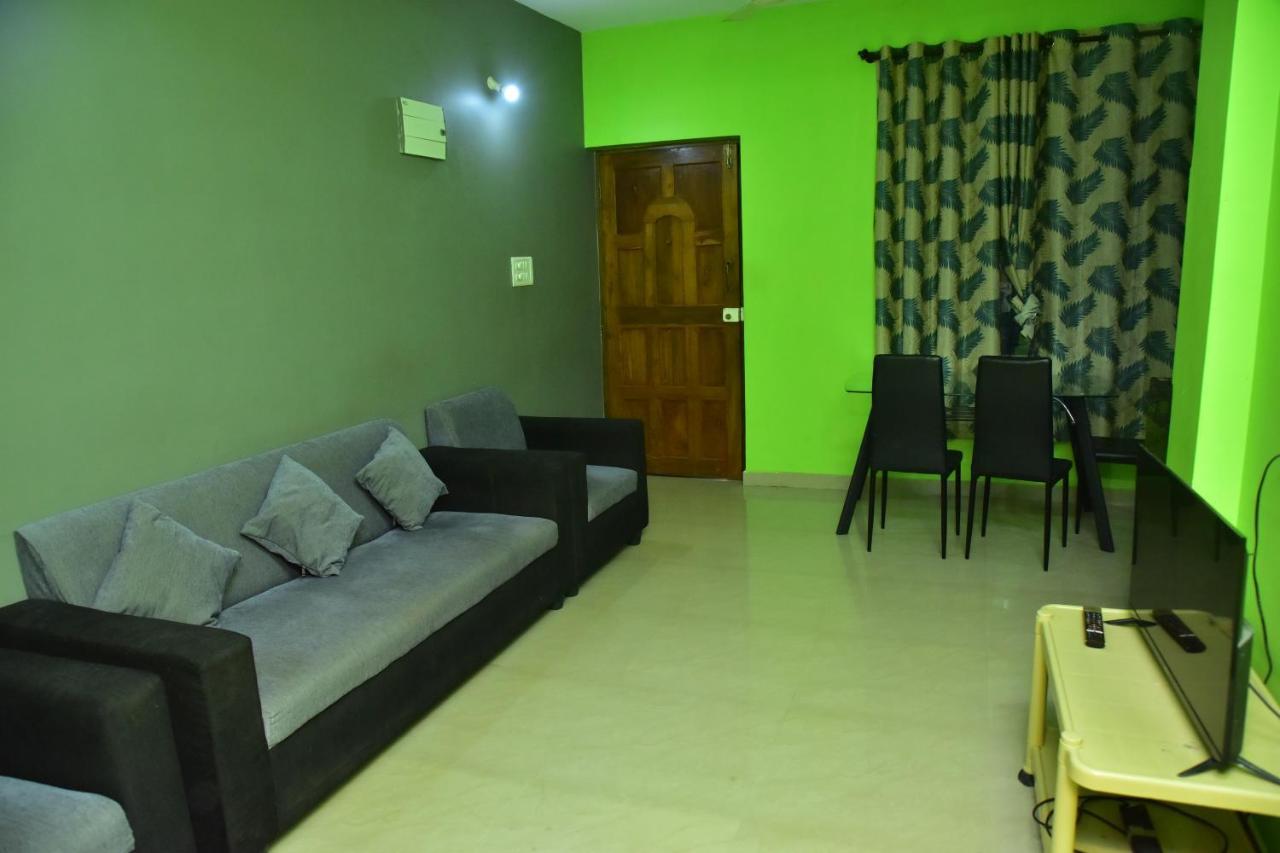 Apartment Fieldstone Mist 2 Bhk Ac Flat *