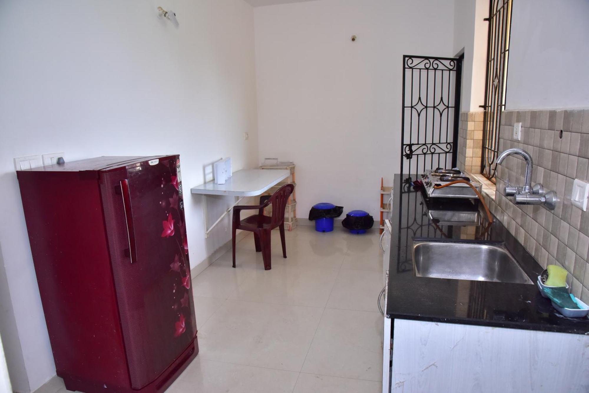 Fieldstone Mist 2 Bhk Ac Flat Apartment *