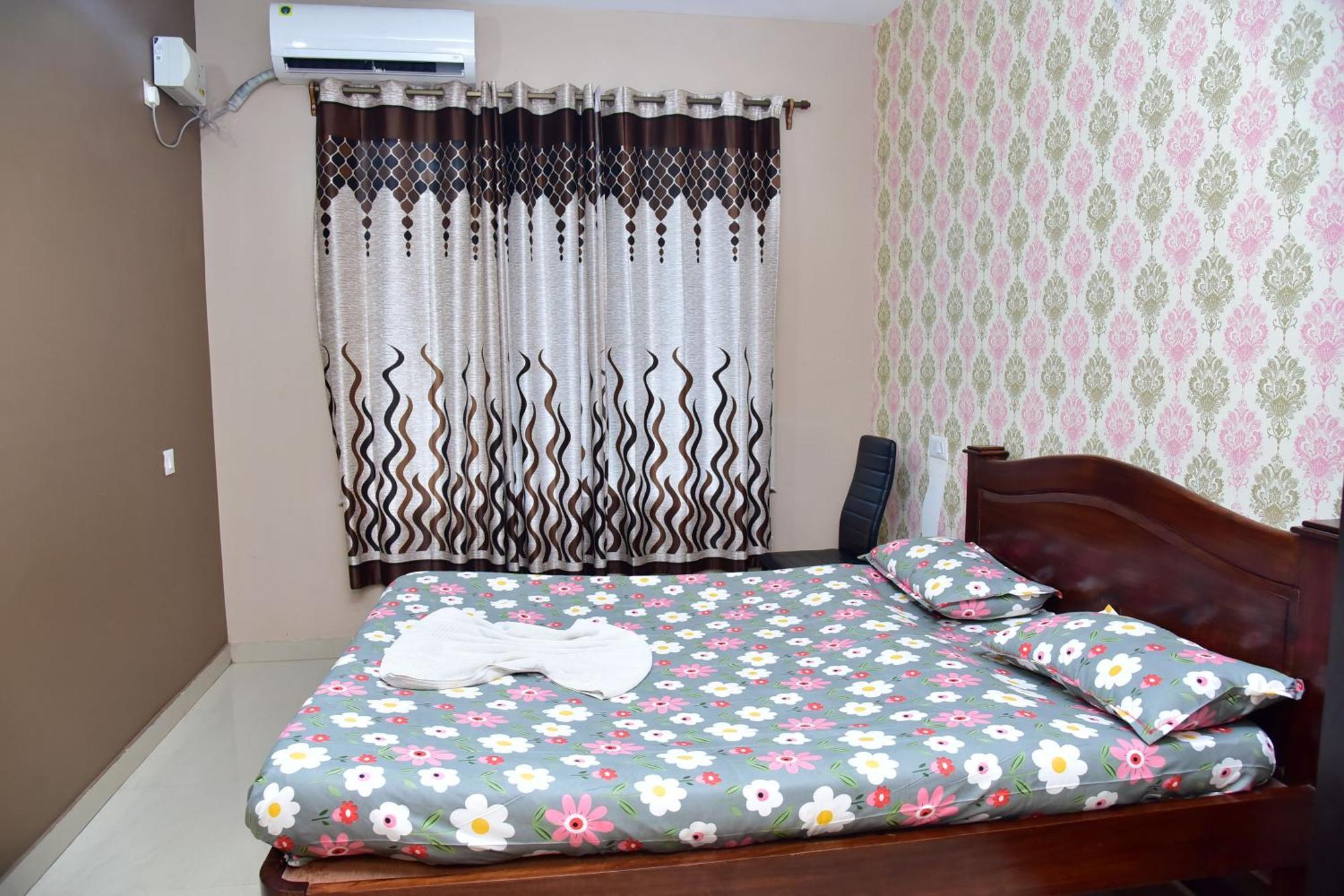Apartment Fieldstone Mist 2 Bhk Ac Flat *
