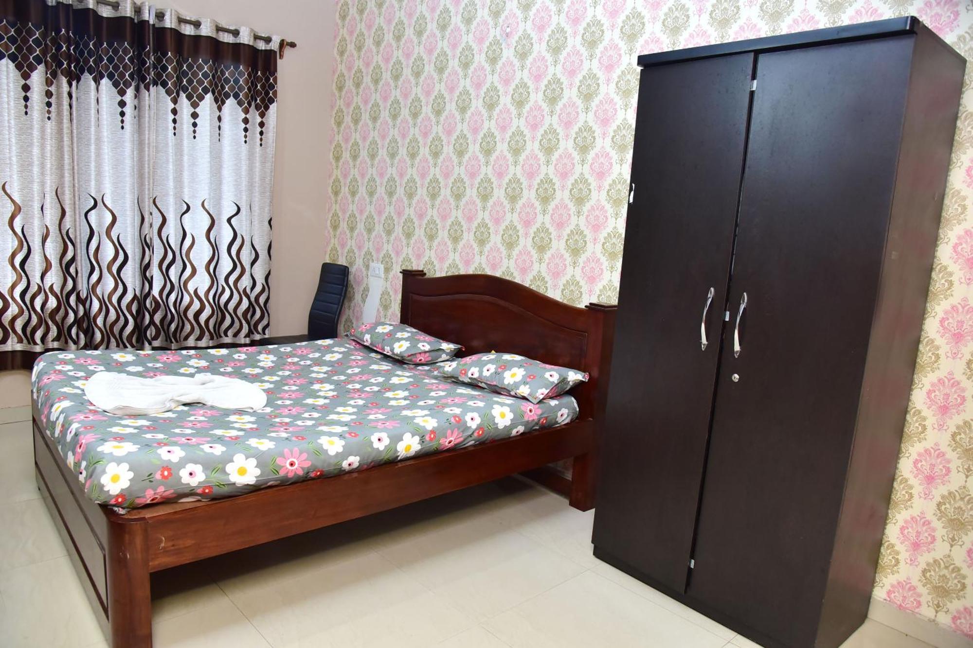 Apartment Fieldstone Mist 2 Bhk Ac Flat